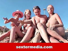 Find-Best-Mature.com presents: Sexy spiele mit anna auf malle - deutsch