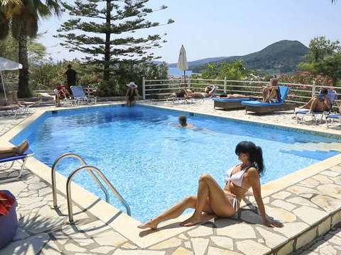 Find-Best-Mature.com presents: Public! stranger fucks me in the middle of the hotel pool!