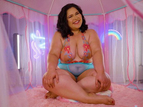 Find-Best-Mature.com presents: Karla lane gives sloppy oral